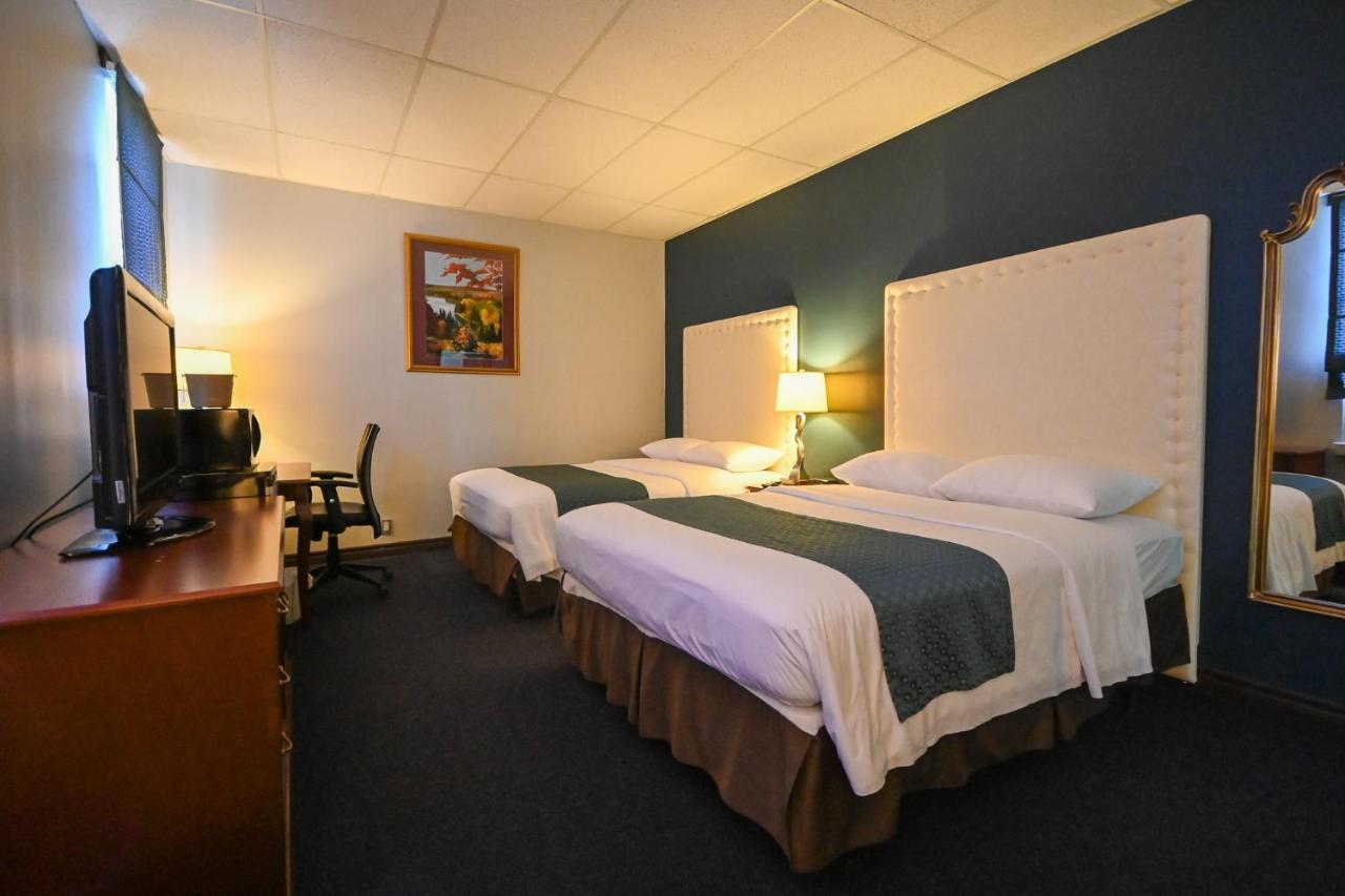 Le Voyageur Inn Mattawa Exteriör bild