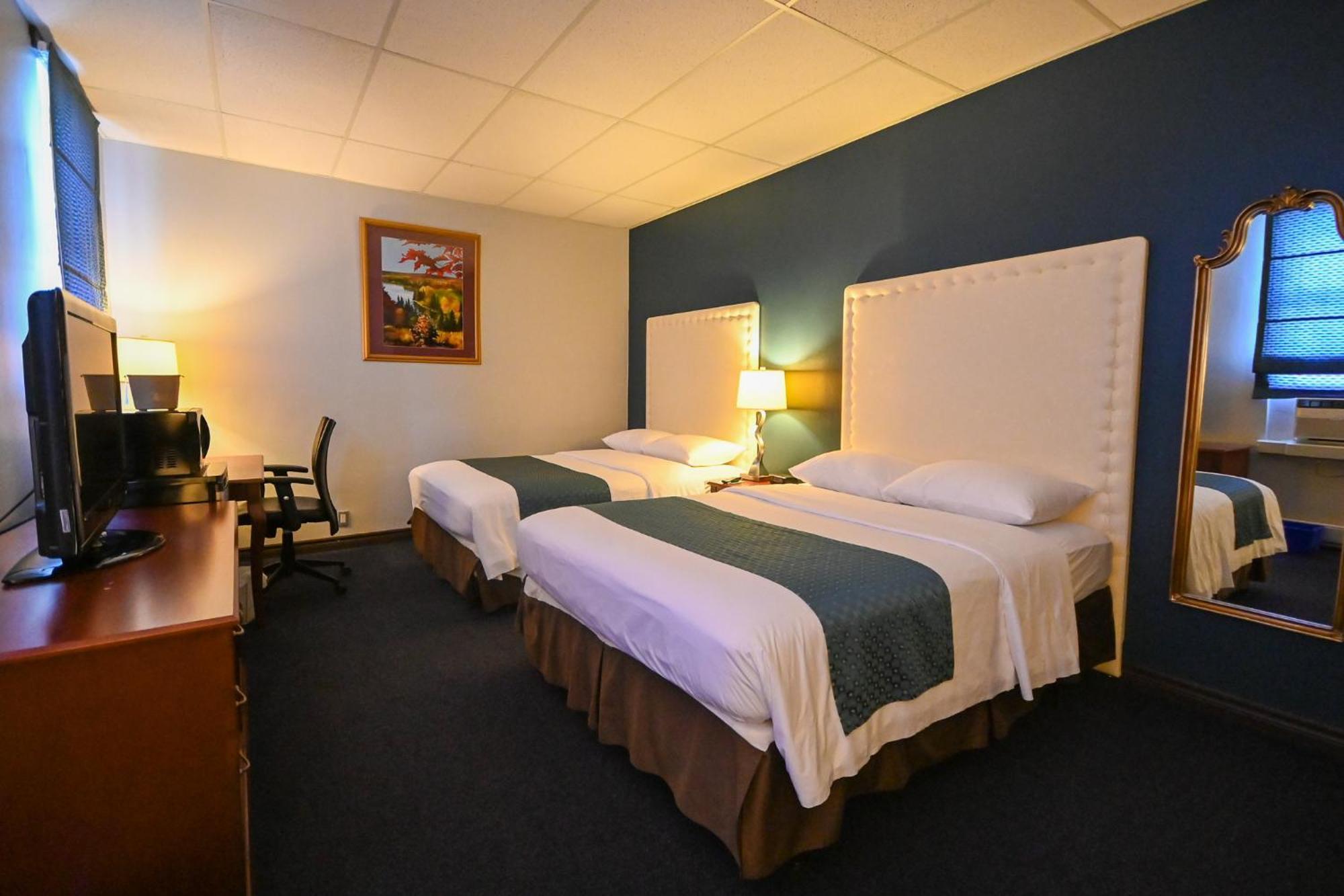 Le Voyageur Inn Mattawa Exteriör bild