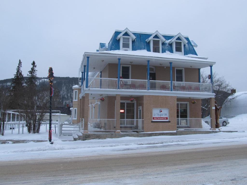 Le Voyageur Inn Mattawa Exteriör bild