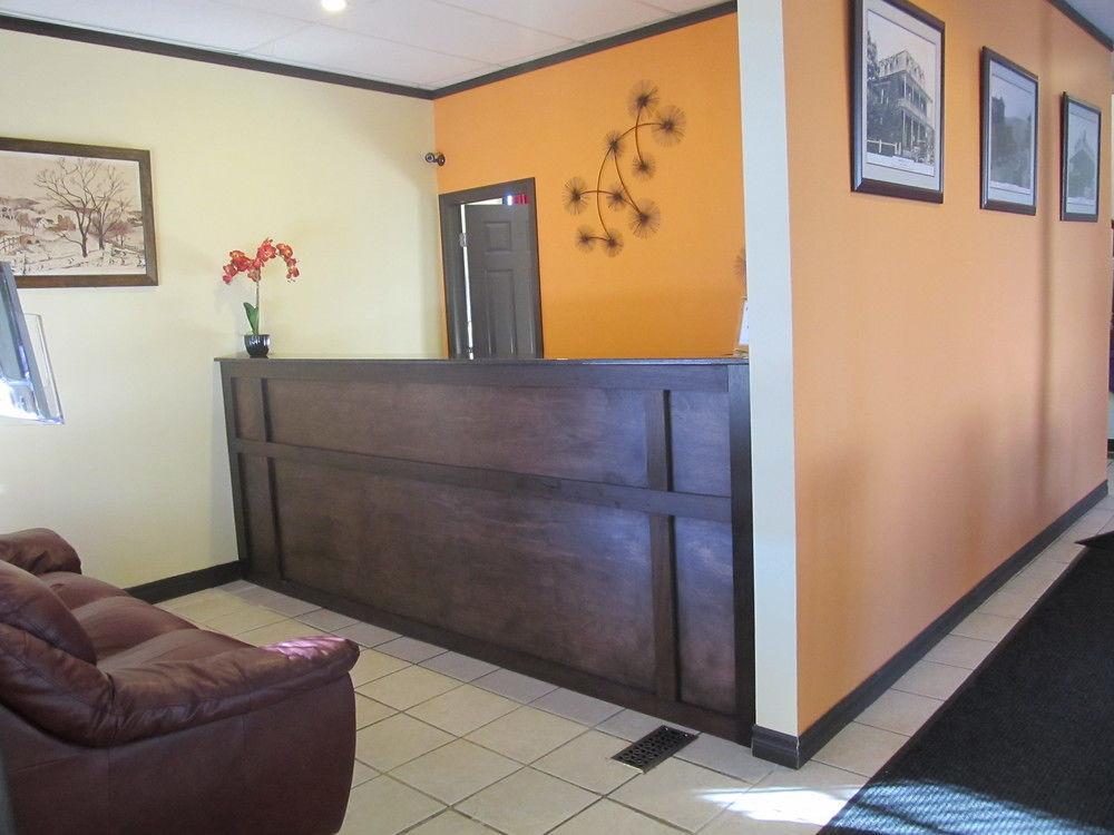 Le Voyageur Inn Mattawa Exteriör bild