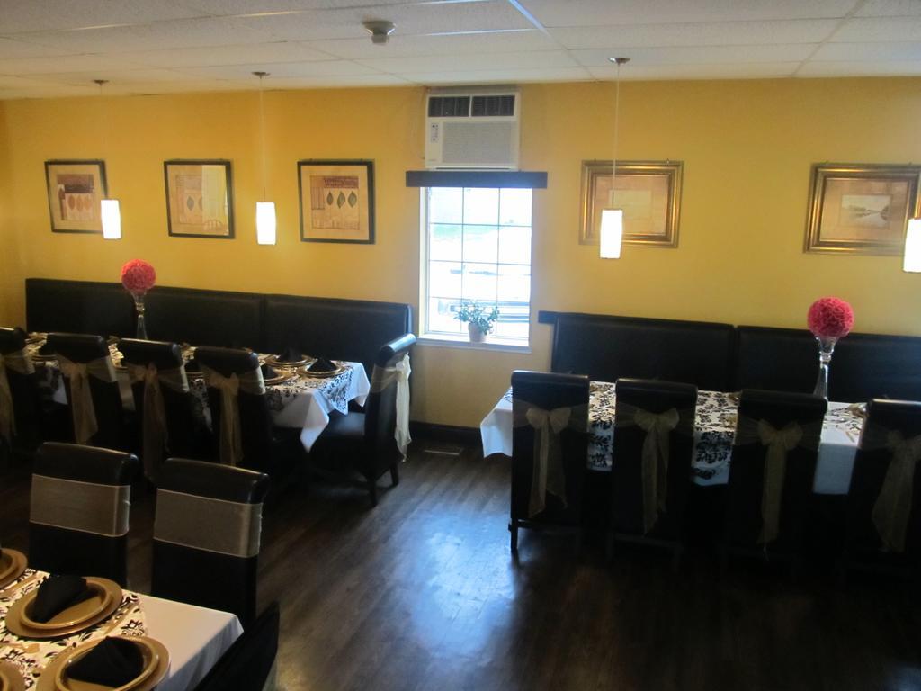 Le Voyageur Inn Mattawa Exteriör bild